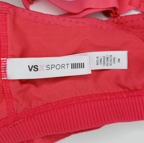 Victoria's Secret - VSX - Red Strappy Sports Bra - Picture 6 of 6